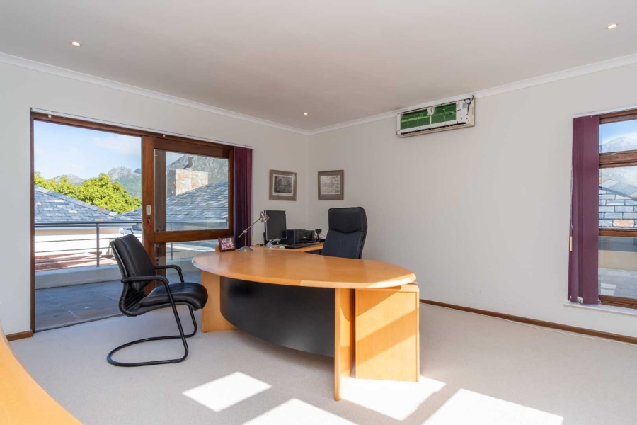 4 Bedroom Property for Sale in Kenrock Country Estate Western Cape